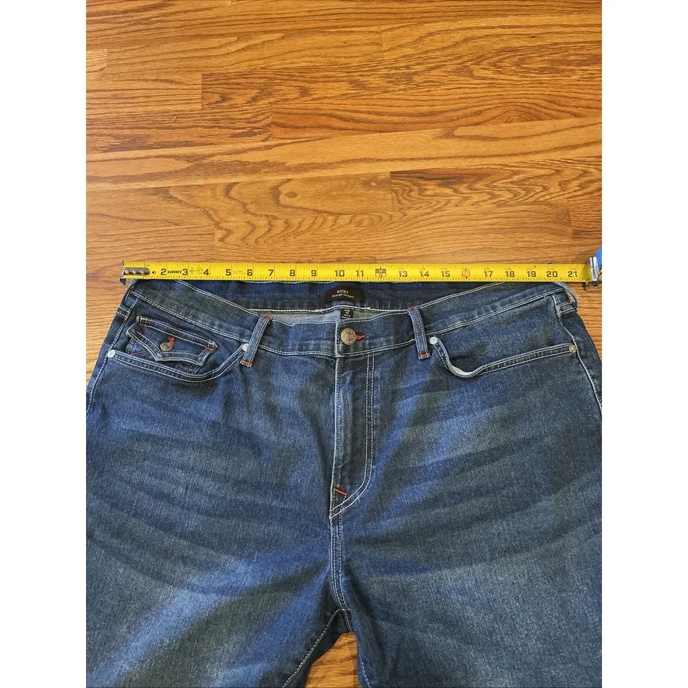 True Religion Men's Ricky Relaxed Straight Jean Denim Shorts Blue Size 40